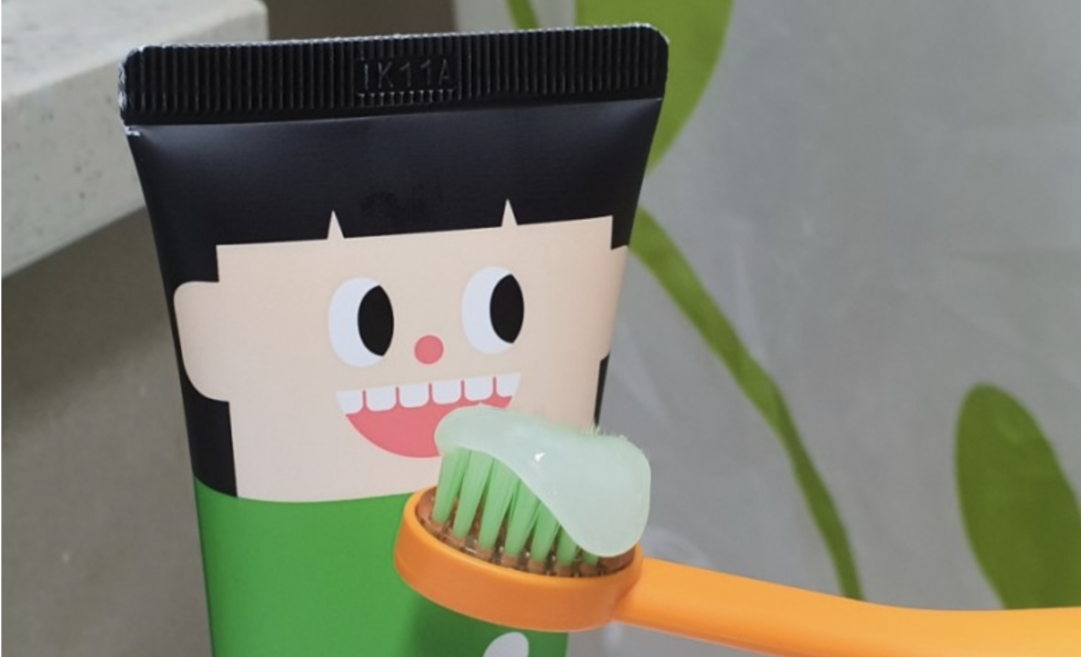 KI Flash Xylitol Toothpaste Whitening Dental Care For Kids & Children